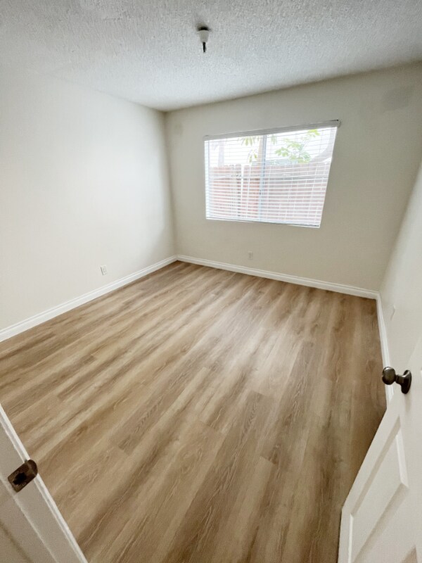 Building Photo - 139 Avenida Miramar