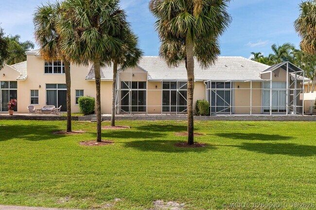 Building Photo - 17282 Bermuda Village Dr