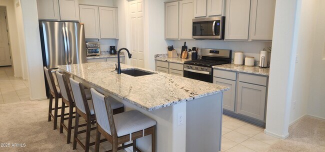 Building Photo - 26704 W McRae Dr