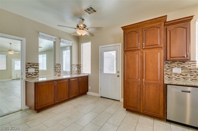 Building Photo - 2255 Calistoga Ct