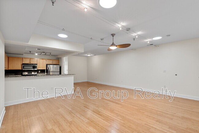 Building Photo - 110 W Marshall St