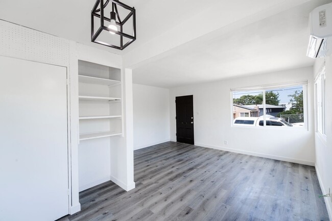 Building Photo - Huge Freshly Renovated 1 Bedroom in Linda Vista | Rare Spacious Layout