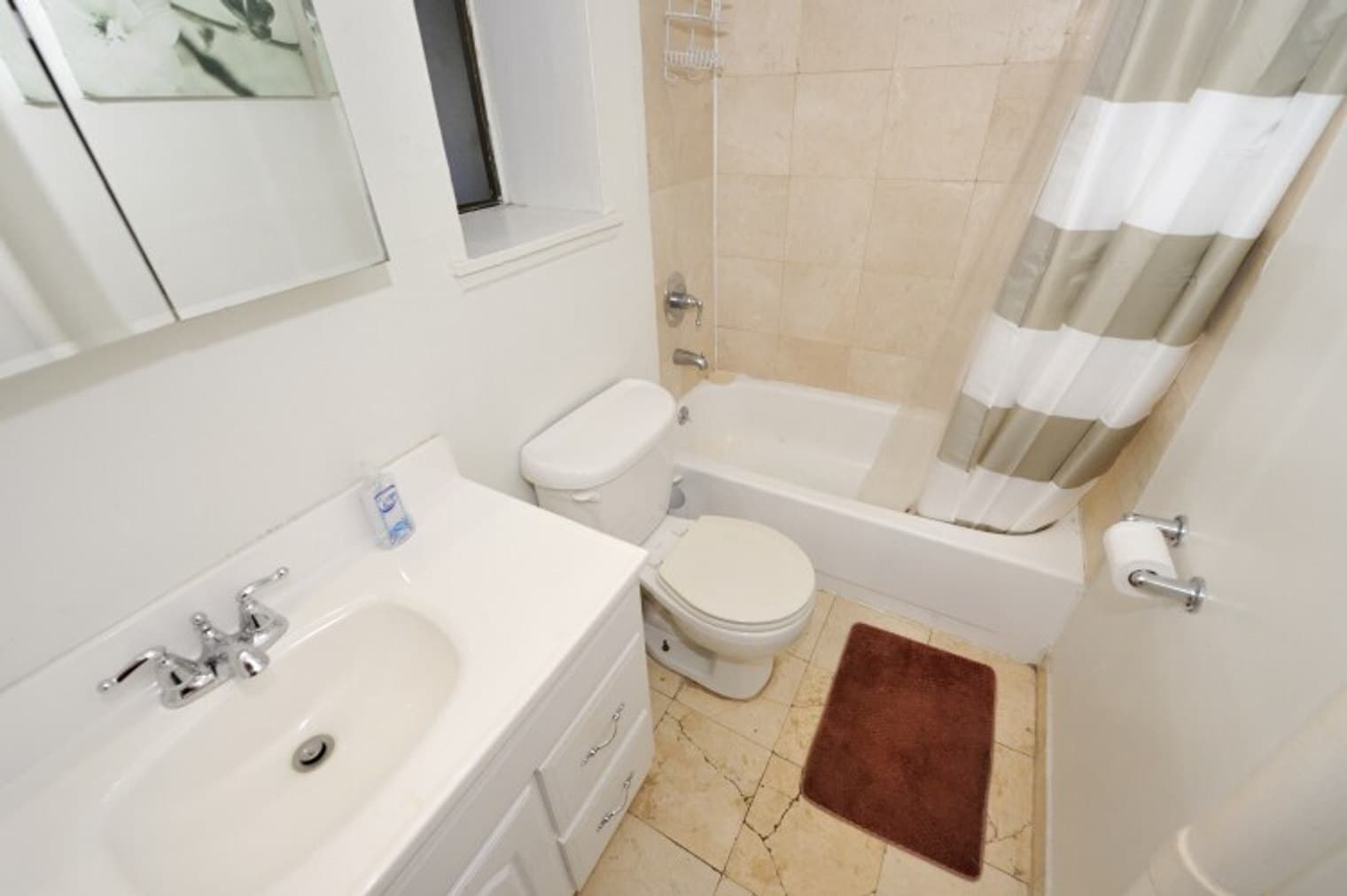 Building Photo - 440 W 45th St