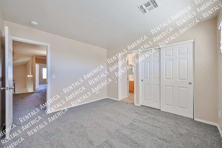 Building Photo - 16176 W Statler St