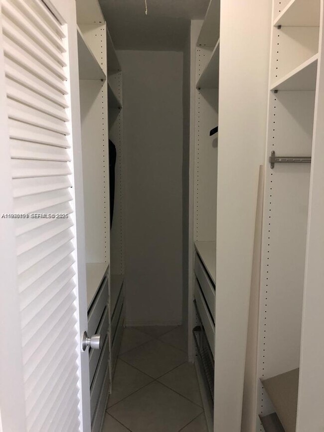 Building Photo - 10185 Collins Ave