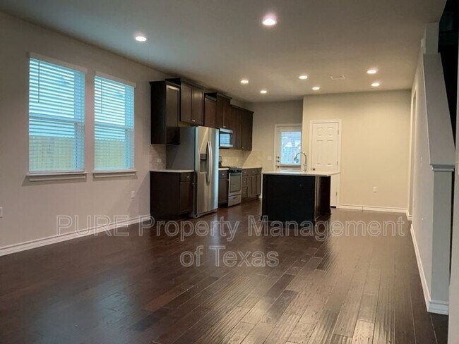 Building Photo - 11708 Coyote Call Way