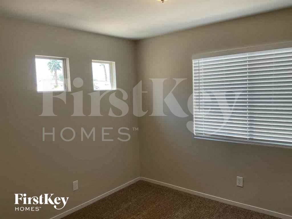 Building Photo - 8008 Revolver Ave