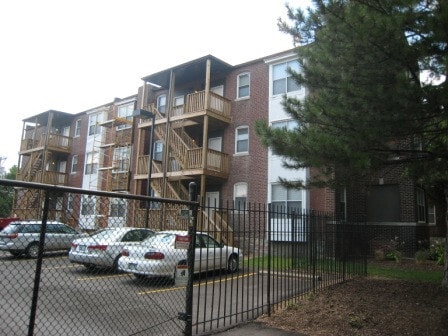 Building Photo - Coming Soon Large 1 bedroom CWE