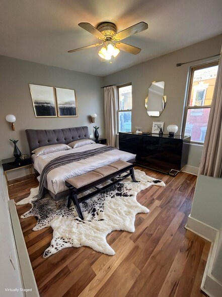 Building Photo - 2728 W Oakdale St