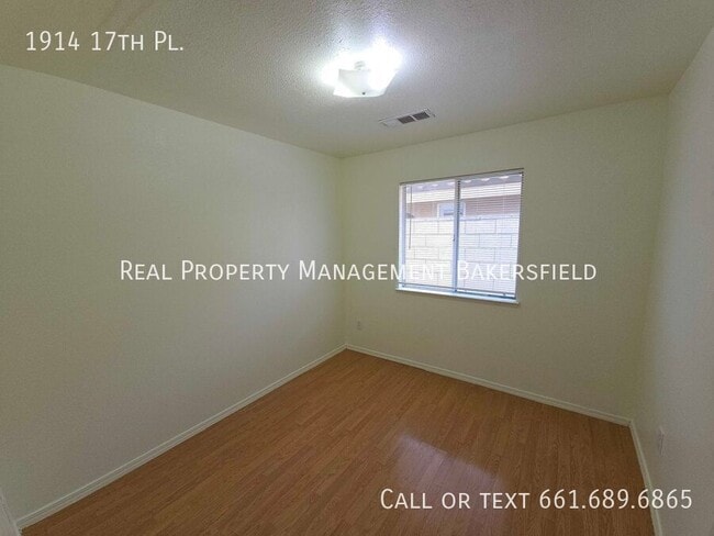 Building Photo - 1914 17th Pl