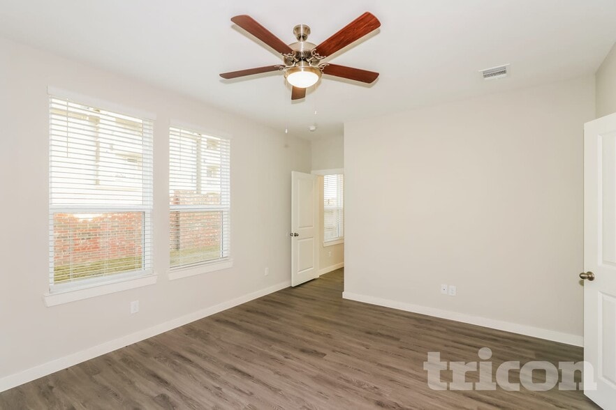 Building Photo - 2439 Cohorn Trl