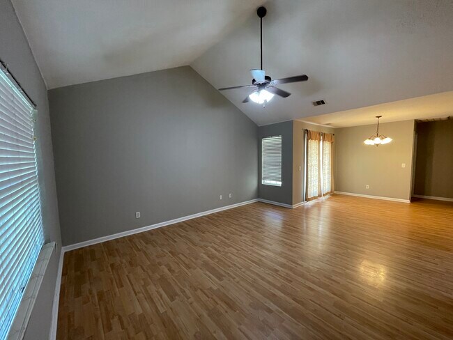 Building Photo - 5012 Scotch Pine Ave