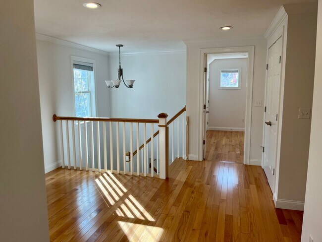 Building Photo - Lawton Lane Management