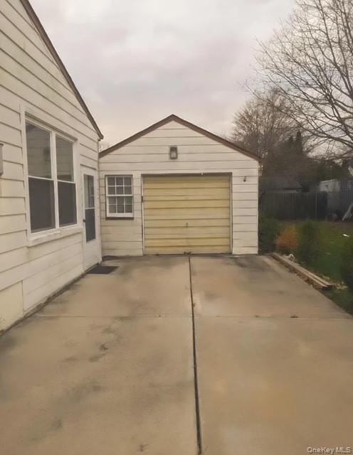 Building Photo - 15 Pierce St