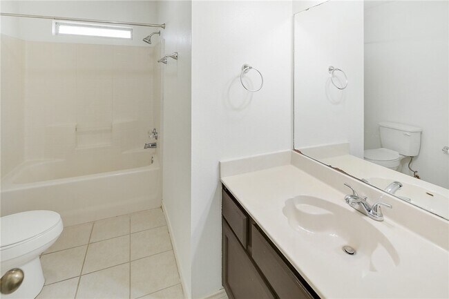 Building Photo - 3800 Stony Creek Ln