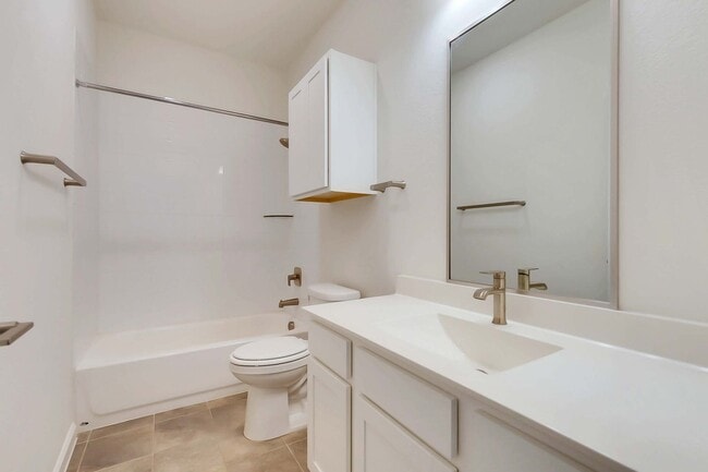 Building Photo - 133 James Rose Ln