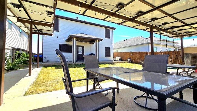 Building Photo - 11134 Palmillas Loop