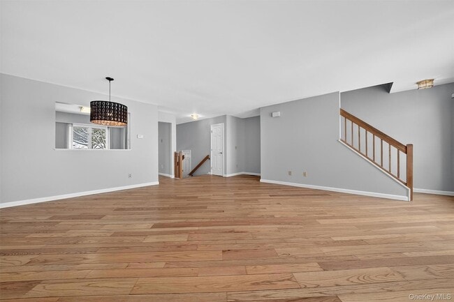 Building Photo - 2003 Regent Dr