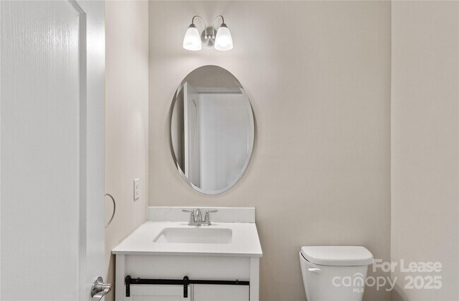 Building Photo - 4029 Spring Garden St