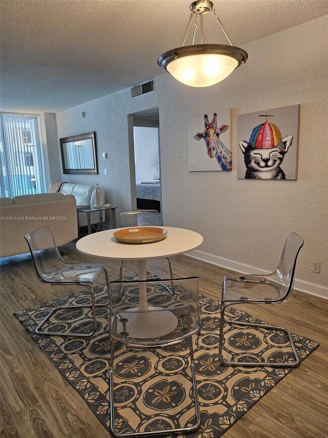 Building Photo - 4001 S Ocean Dr