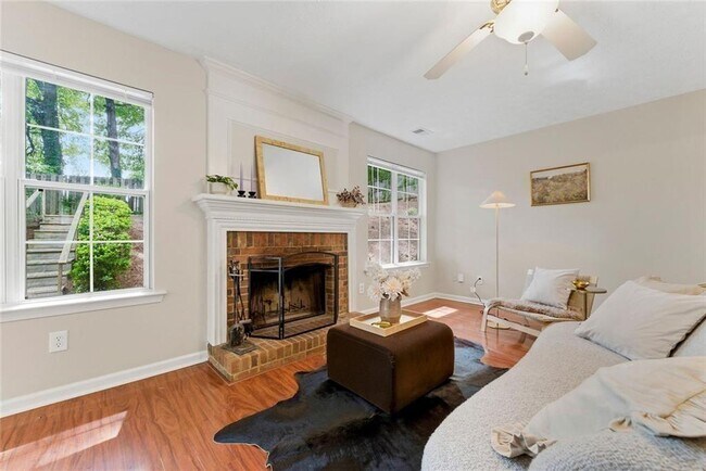 Building Photo - 4295 Cabretta Dr