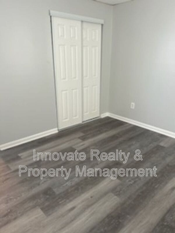 Building Photo - 29 Logan Ave