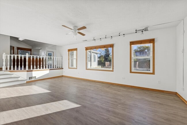 Building Photo - 1424 Phoenix Ln