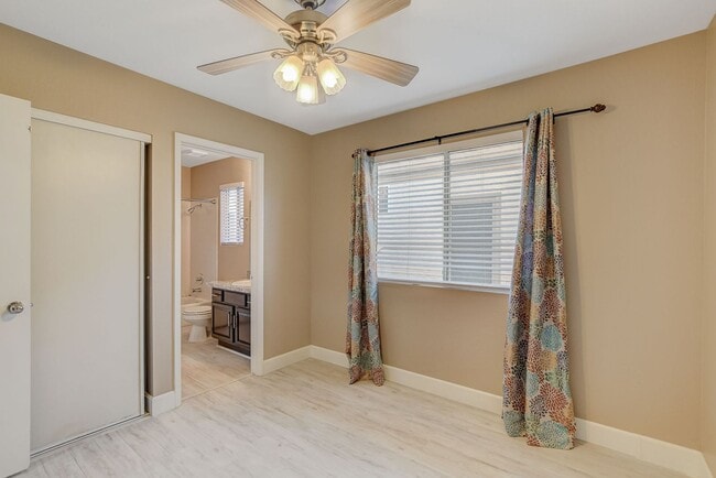Building Photo - Beautiful Summerlin Home! Hills Neighborho...