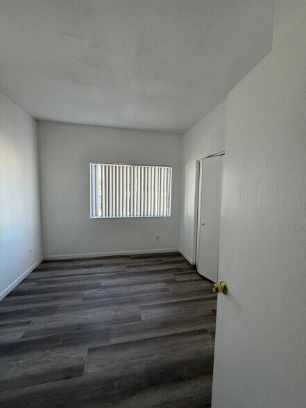 Building Photo - 2833 E Le Marche Ave