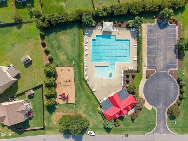 Building Photo - 188 Outwater Ridge Dr
