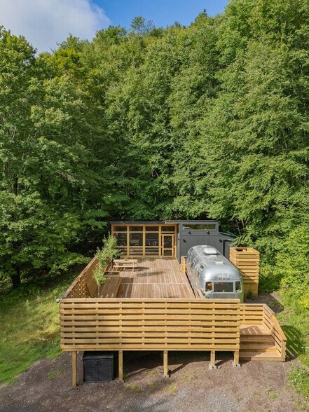 Building Photo - 157 Gobbler's Knob Rd