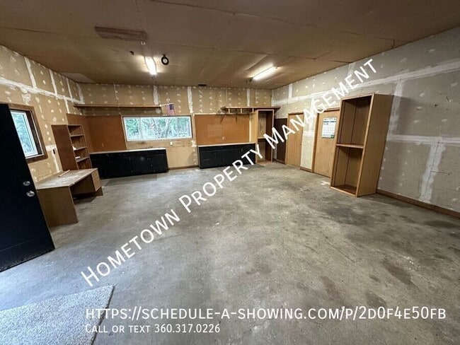 Building Photo - 1030 142nd Ave SW