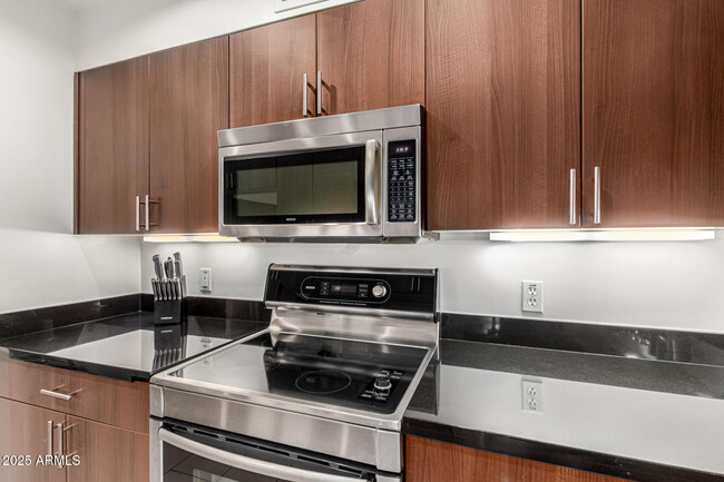 Building Photo - 3635 N 68th St