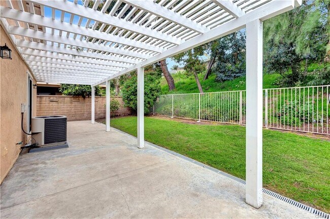 Building Photo - 21822 Jinetes