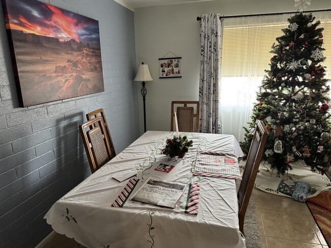 Dining room - 9947 W El Dorado Dr