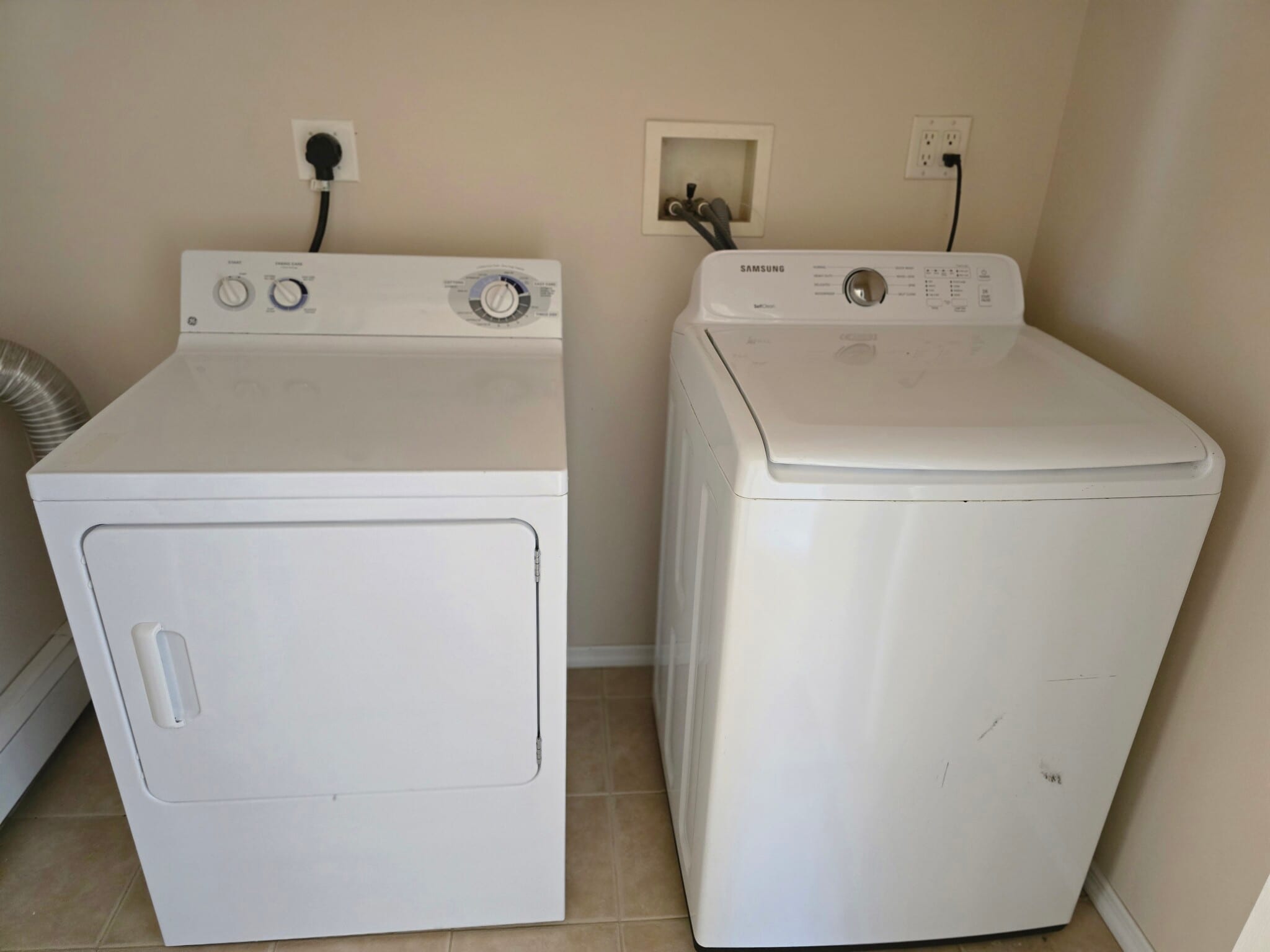 33 - Laundry Room - 100 5th Ave