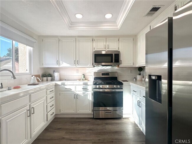 Building Photo - 21138 Jasmines Way