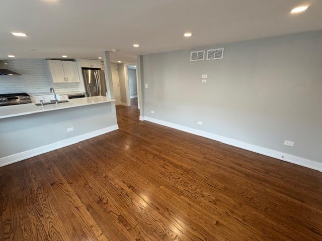 Building Photo - 3737 N Oconto Ave