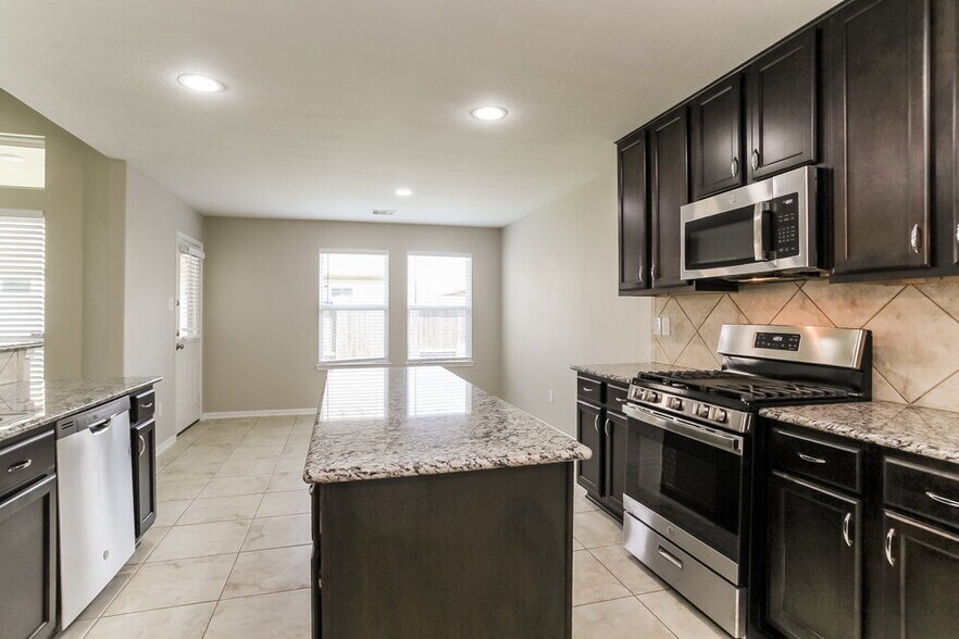 Building Photo - 4215 Echo Clearing Ct