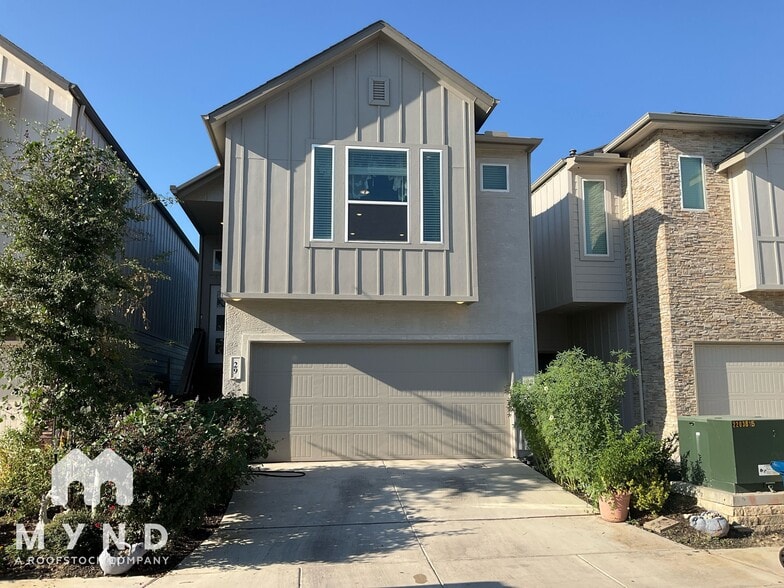 Primary Photo - 8851 Oakland Rd