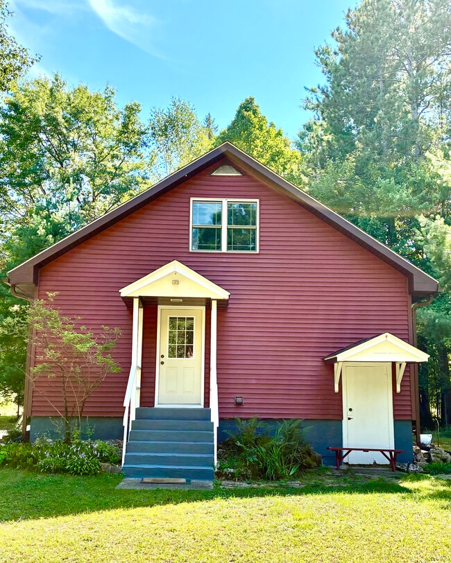 Building Photo - Dewey Marsh Haven