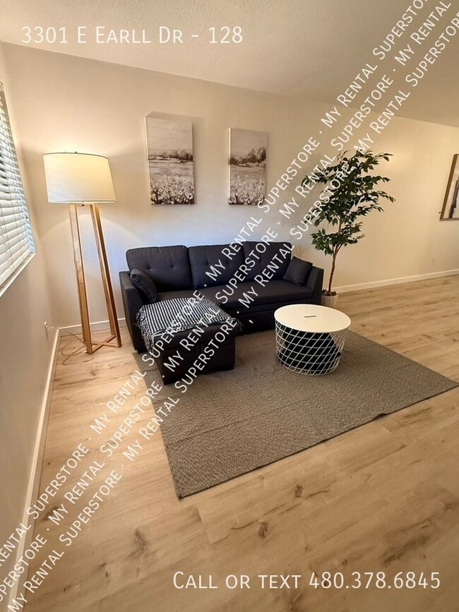 Building Photo - 3301 E Earll Dr