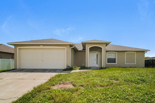 Building Photo - 218 SW 11th Ave