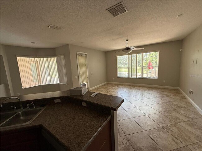 Building Photo - 3811 Eagle Isle Cir