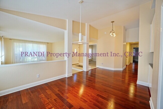 Building Photo - Modern Ranch Style Home on Corner Lot with Large Backyard