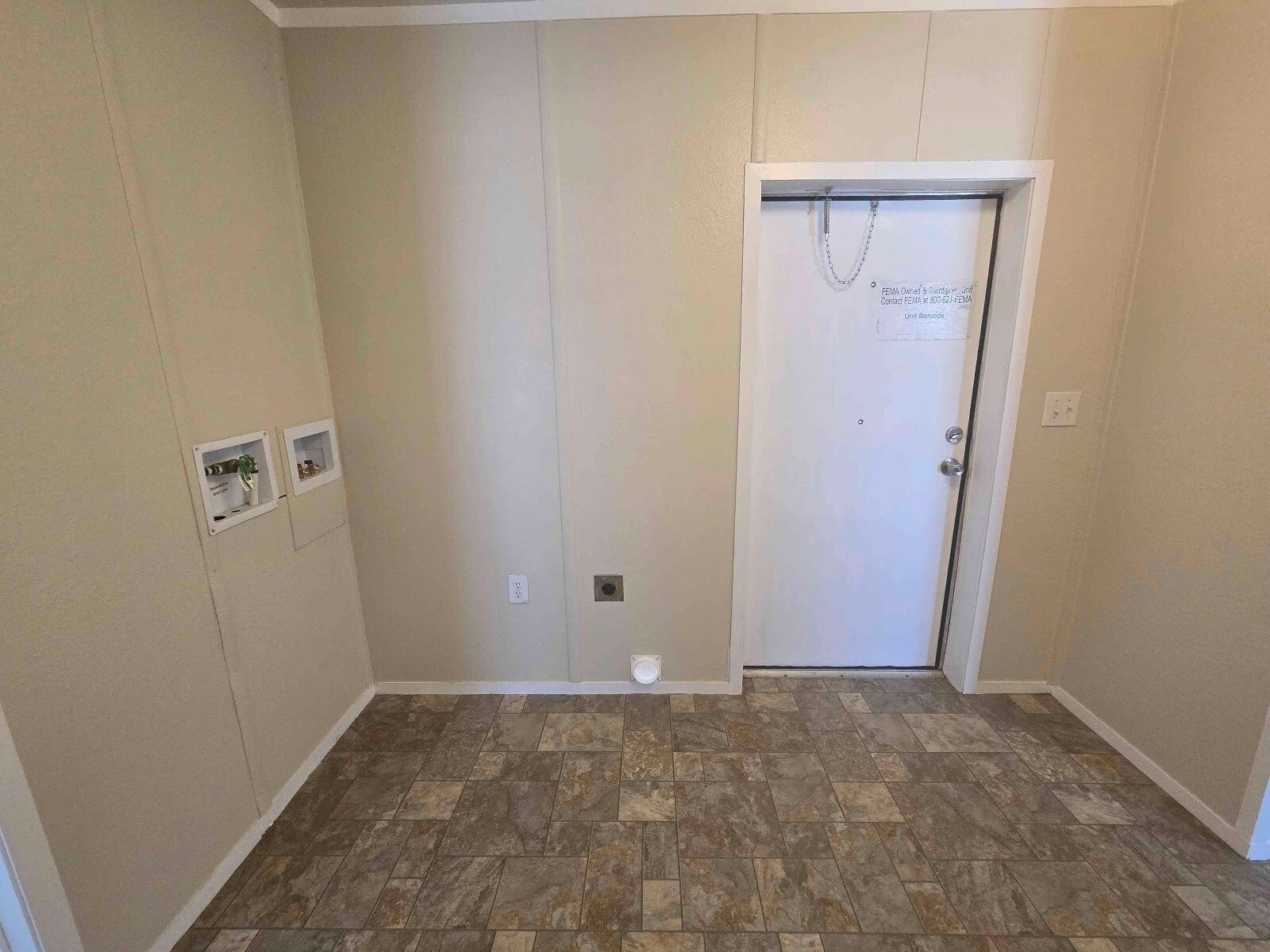 Building Photo - 709 N Collins Fwy