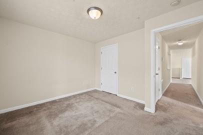 Building Photo - 5304 Fairington Club Dr