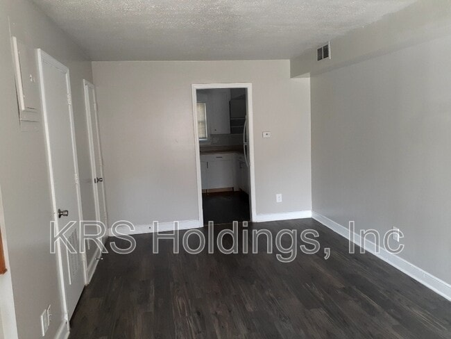 Building Photo - 5406 Remuda Dr