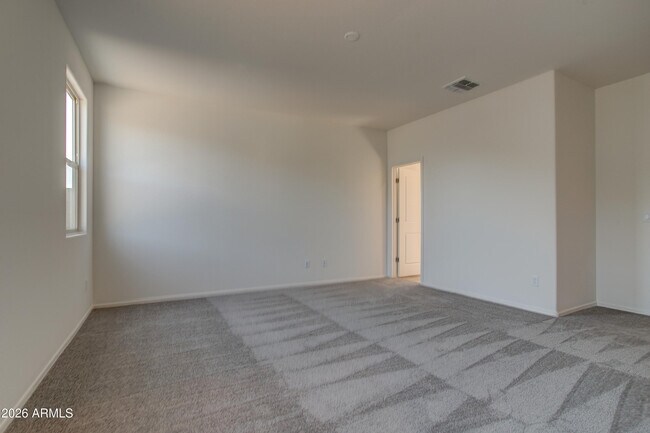 Building Photo - 12340 W Kaler Dr
