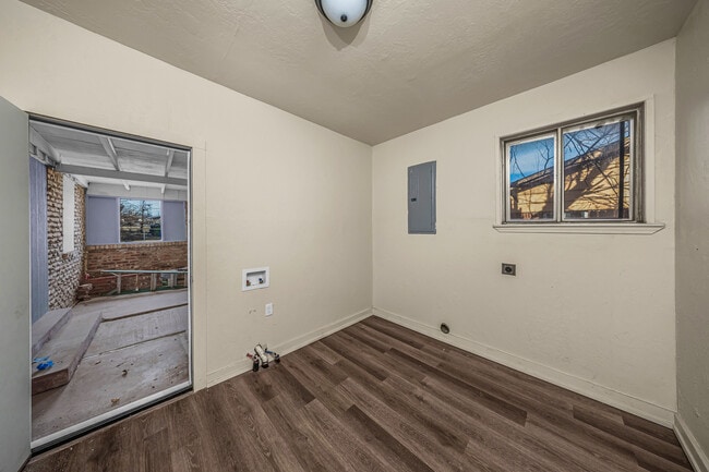 Building Photo - 1702 NW 45th St